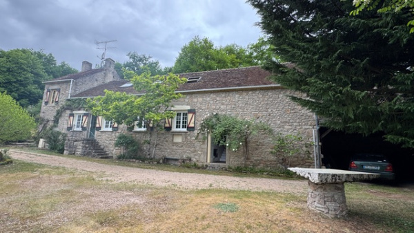 Offres de vente Propriete Saint-Léger-Vauban 89630